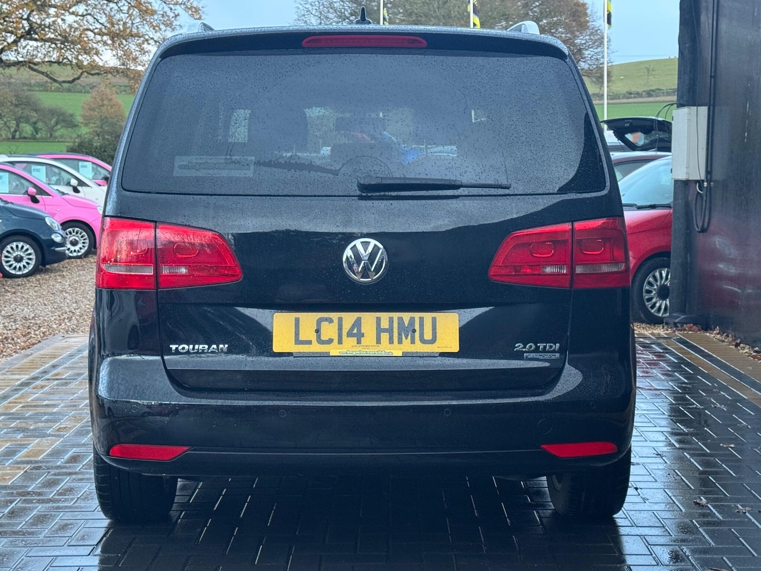 Used Volkswagen Touran 2014 for sale - 76823803: Photo 5