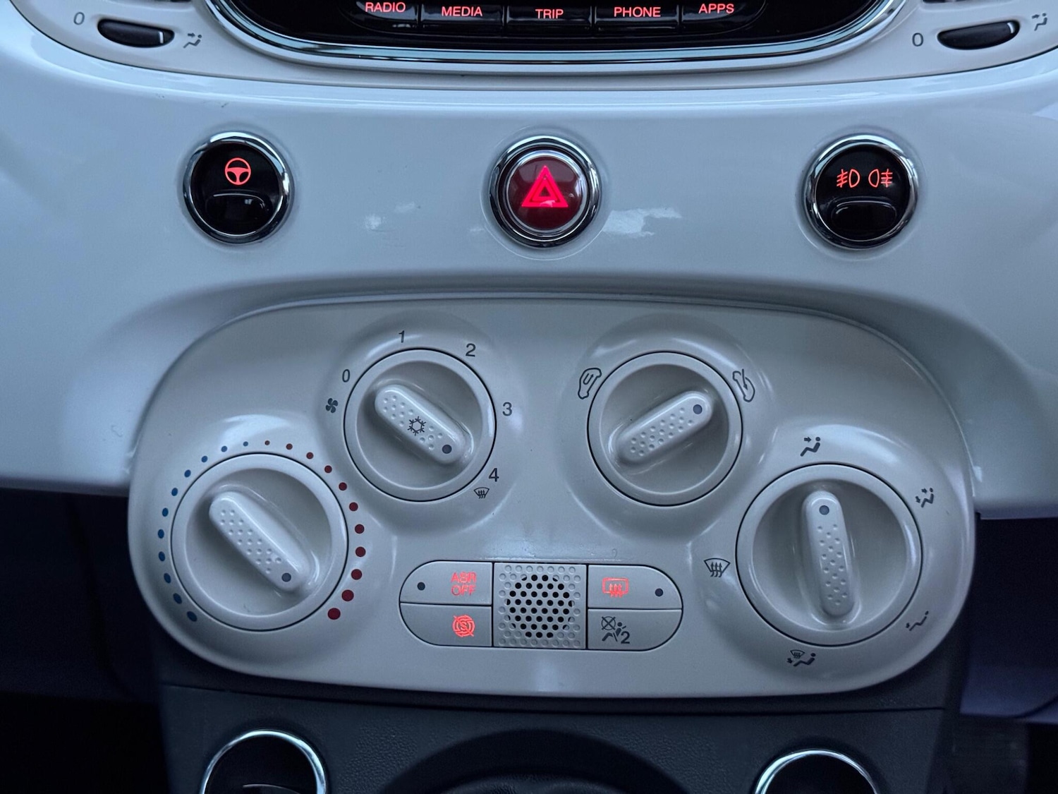 Used Fiat 500 2015 for sale - 76801019: Photo 28