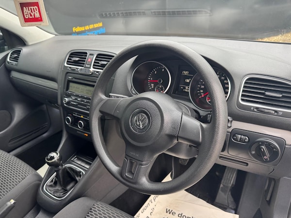 Used Volkswagen Golf 2011 for sale - 76239907: Photo 18