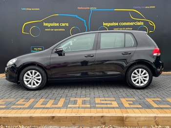 Used Volkswagen Golf 2011 for sale - 76239907: Photo 2