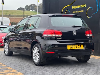 Used Volkswagen Golf 2011 for sale - 76239907: Photo 3