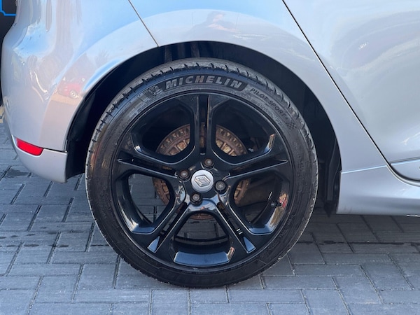 Used Renault Clio 2018 for sale - 76269746: Photo 10