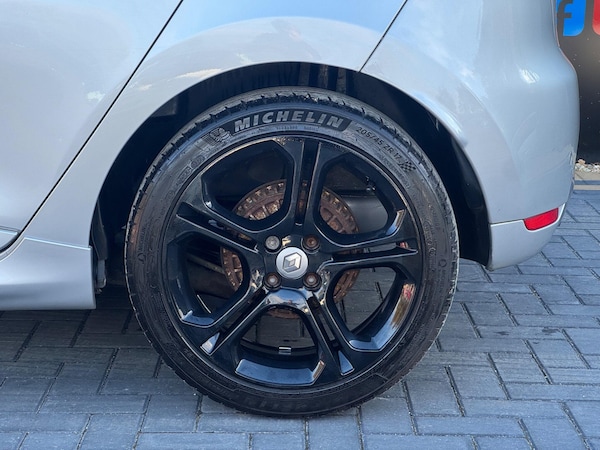Used Renault Clio 2018 for sale - 76269746: Photo 11