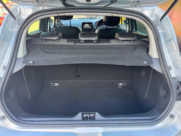 Used Renault Clio 2018 for sale - 76269746: Photo 21