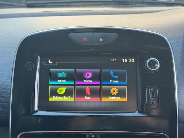 Used Renault Clio 2018 for sale - 76269746: Photo 27