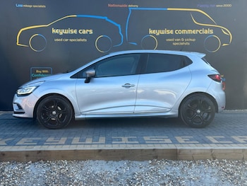 Used Renault Clio 2018 for sale - 76269746: Photo 2