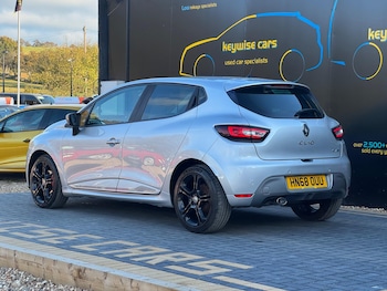 Used Renault Clio 2018 for sale - 76269746: Photo 3