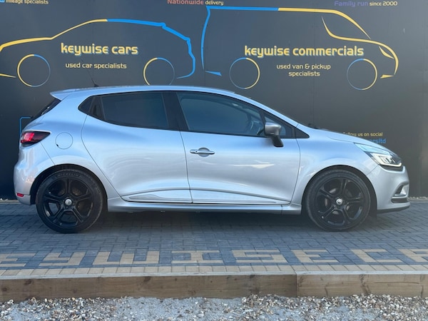 Used Renault Clio 2018 for sale - 76269746: Photo 6
