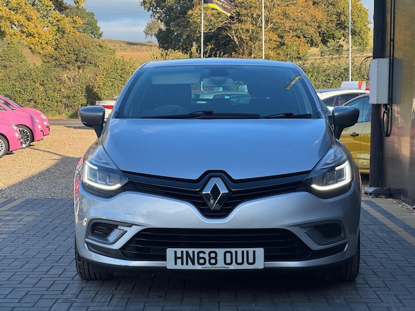 Used Renault Clio 2018 for sale - 76269746: Photo 8