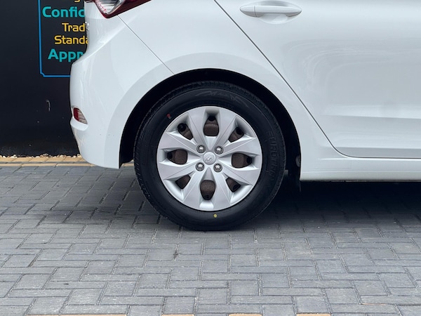 Used Hyundai i20 2017 for sale - 76239055: Photo 14