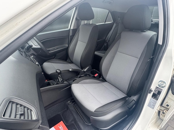 Used Hyundai i20 2017 for sale - 76239055: Photo 19