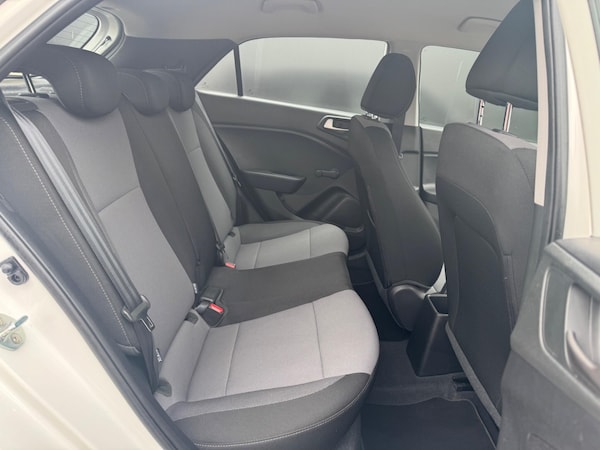 Used Hyundai i20 2017 for sale - 76239055: Photo 22