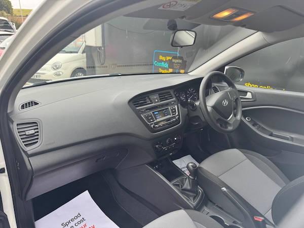 Used Hyundai i20 2017 for sale - 76239055: Photo 25