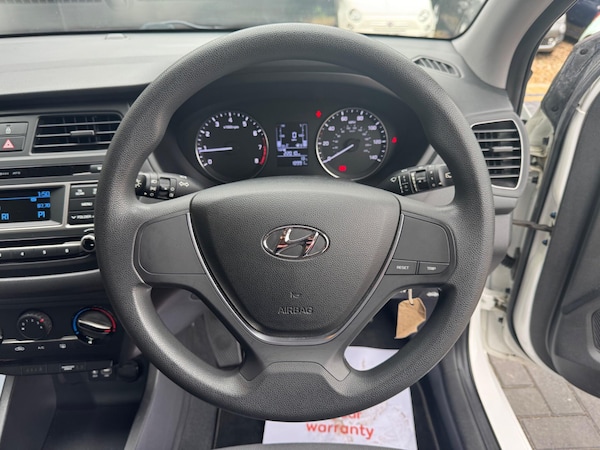 Used Hyundai i20 2017 for sale - 76239055: Photo 27
