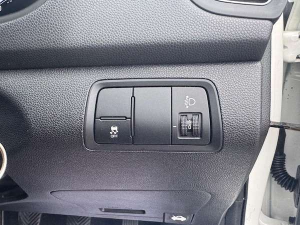 Used Hyundai i20 2017 for sale - 76239055: Photo 32