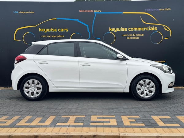 Used Hyundai i20 2017 for sale - 76239055: Photo 7