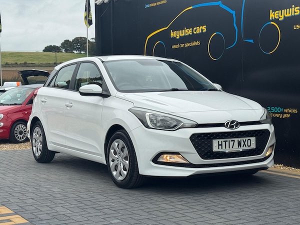 Used Hyundai i20 2017 for sale - 76239055: Photo 9