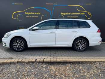 Used Volkswagen Golf 2017 for sale - 74383193: Photo