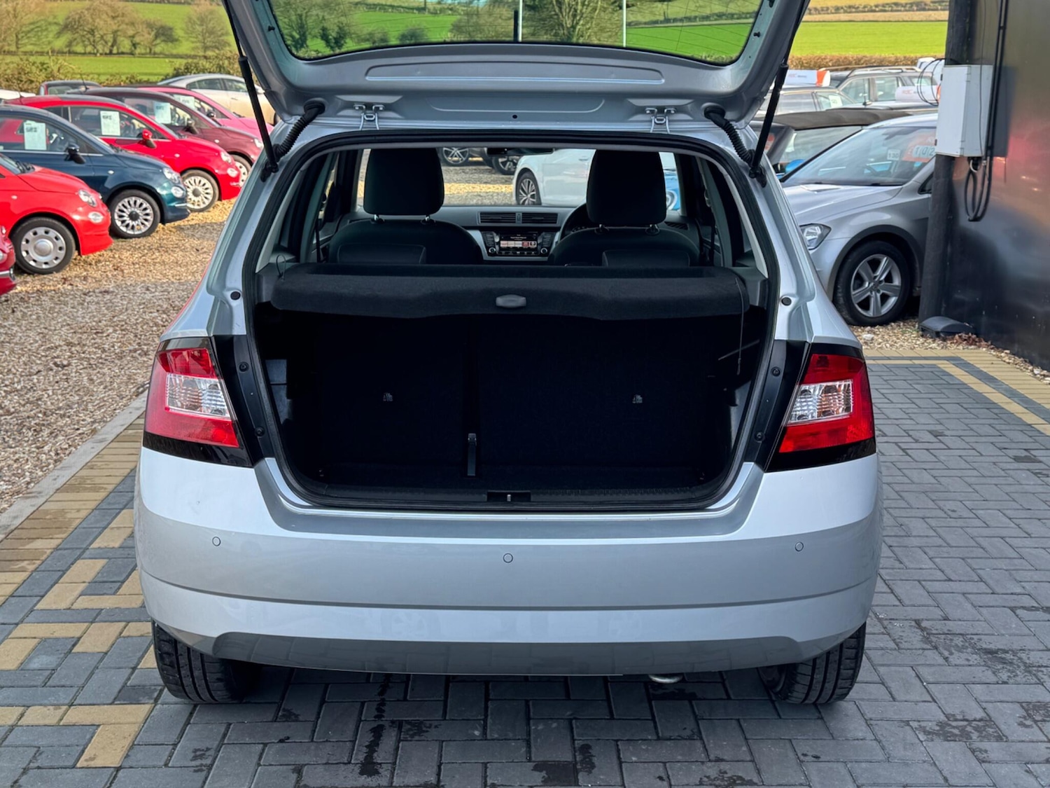 Used Skoda Fabia 2017 for sale - 77049977: Photo 10