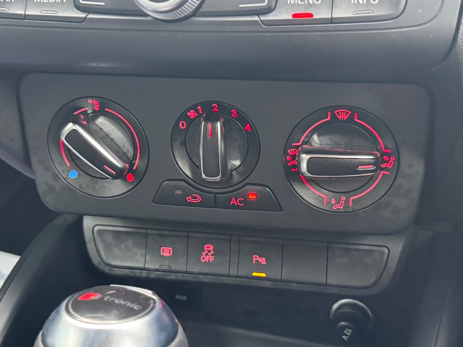 Used Audi A1 2013 for sale - 77455915: Photo 32