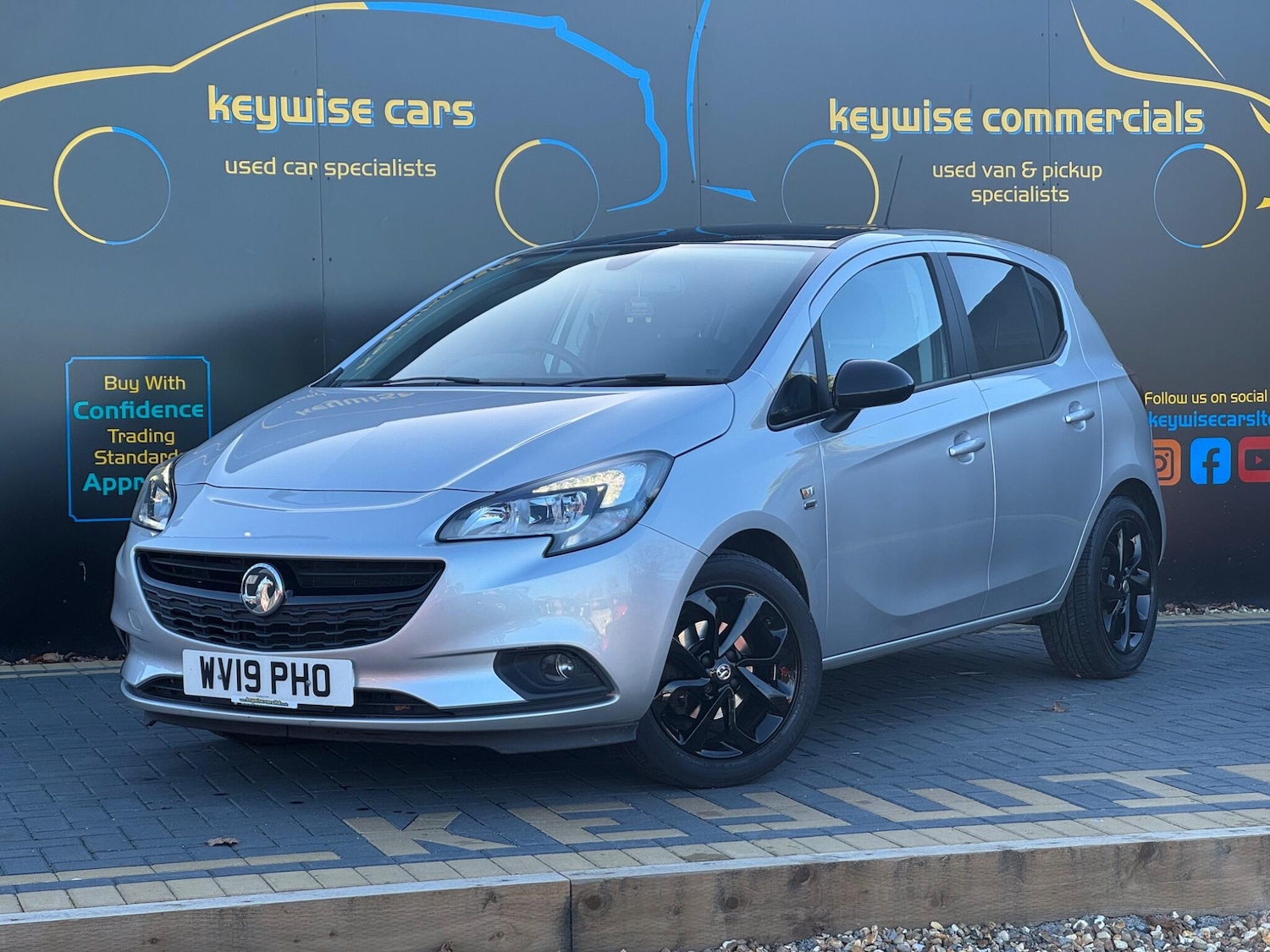 Used Vauxhall Corsa 2019 for sale - 76608186: Photo 1
