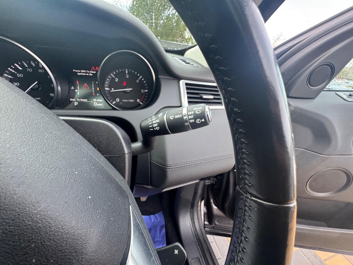 Used Land Rover Discovery Sport for sale - 77882196: Photo 32