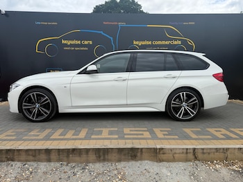 Used BMW 3 Series 2017 for sale - 79049804: Photo