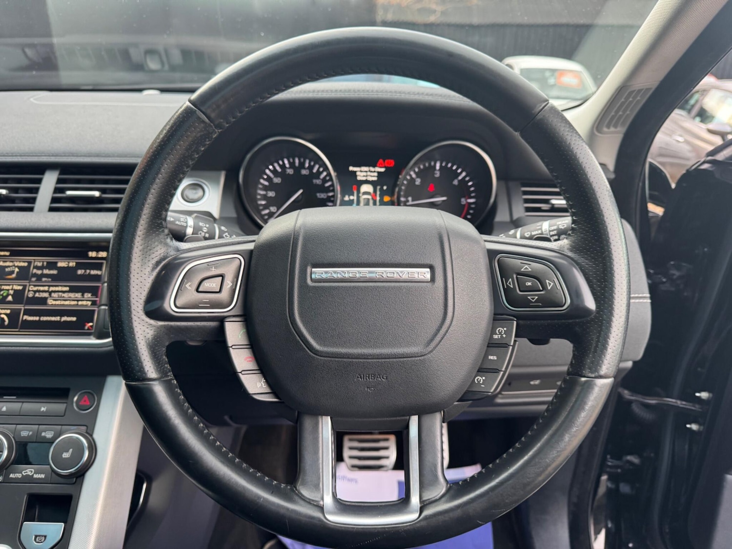 Used Land Rover Range Rover Evoque 2015 for sale - 77191004: Photo 28