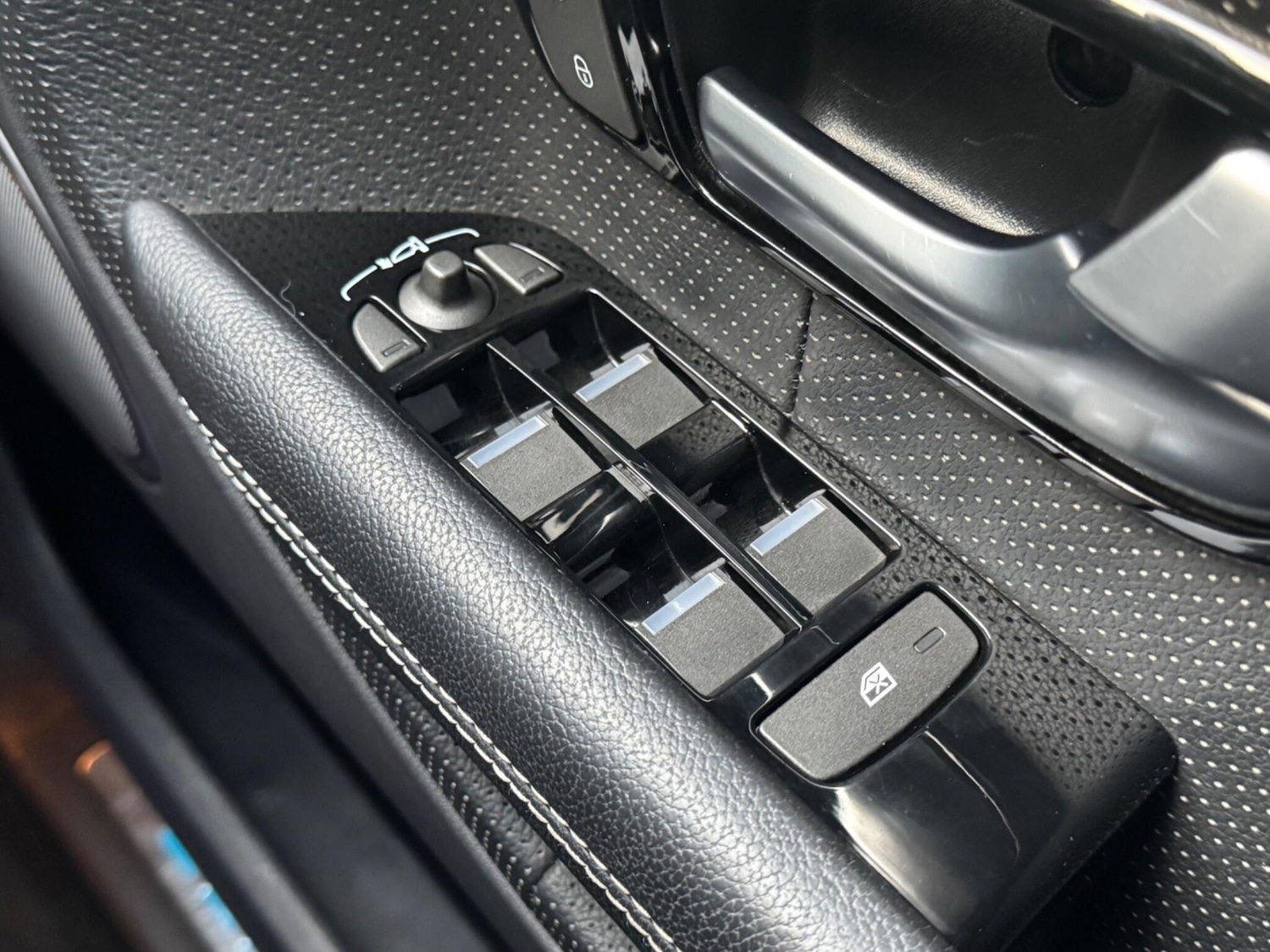 Used Land Rover Range Rover Evoque 2015 for sale - 77191004: Photo 42