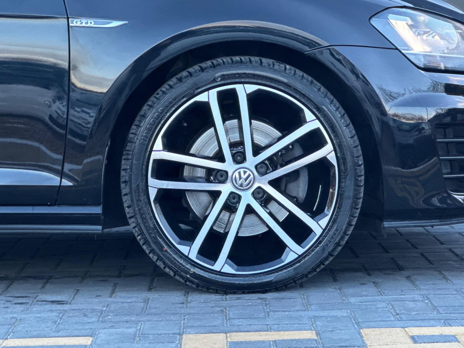 Used Volkswagen Golf 2017 for sale - 76657302: Photo 11