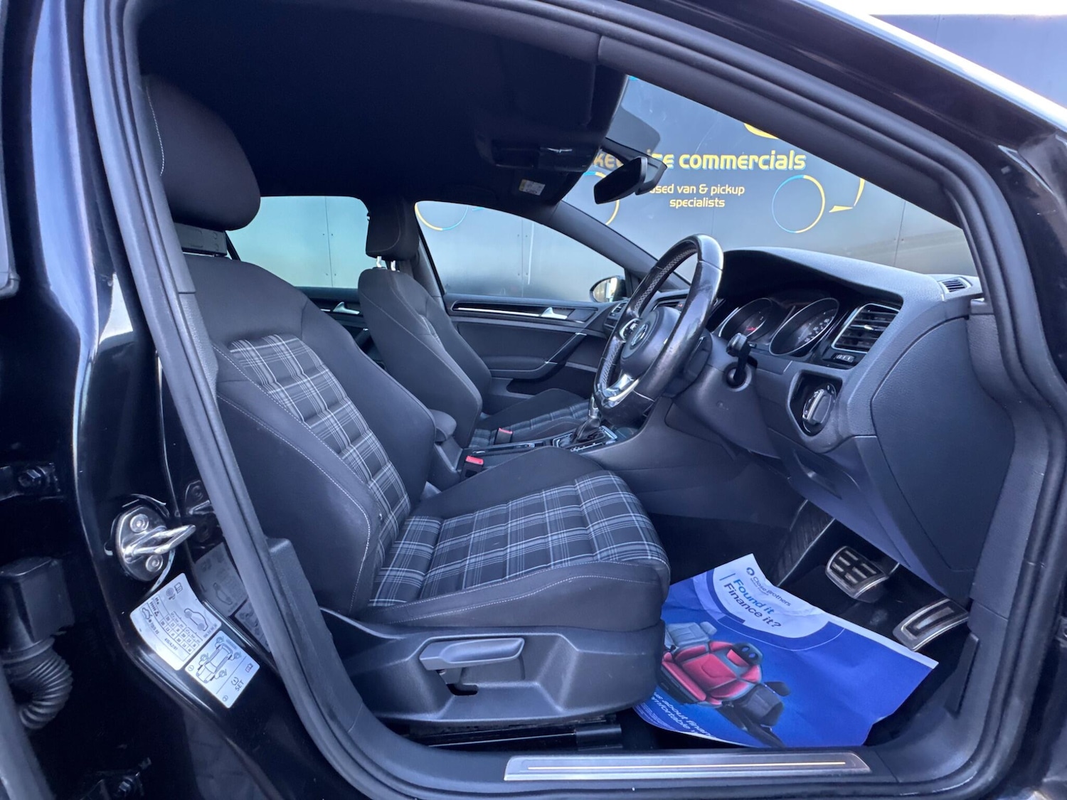 Used Volkswagen Golf 2017 for sale - 76657302: Photo 17