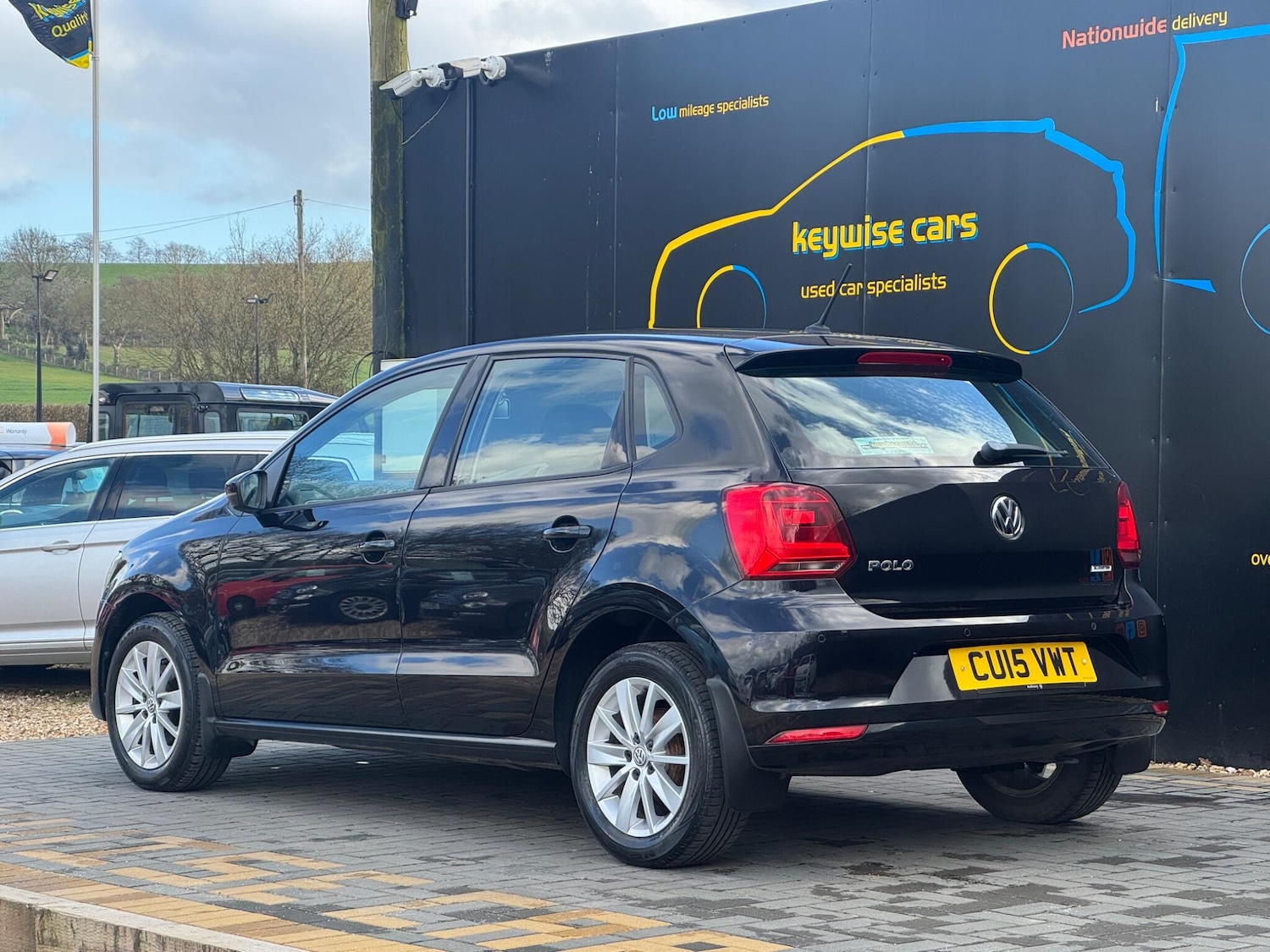 Used Volkswagen Polo for sale - 77722622: Photo 3