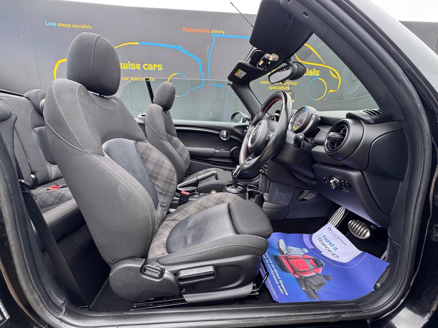 Used MINI Convertible 2018 for sale - 77924944: Photo 13