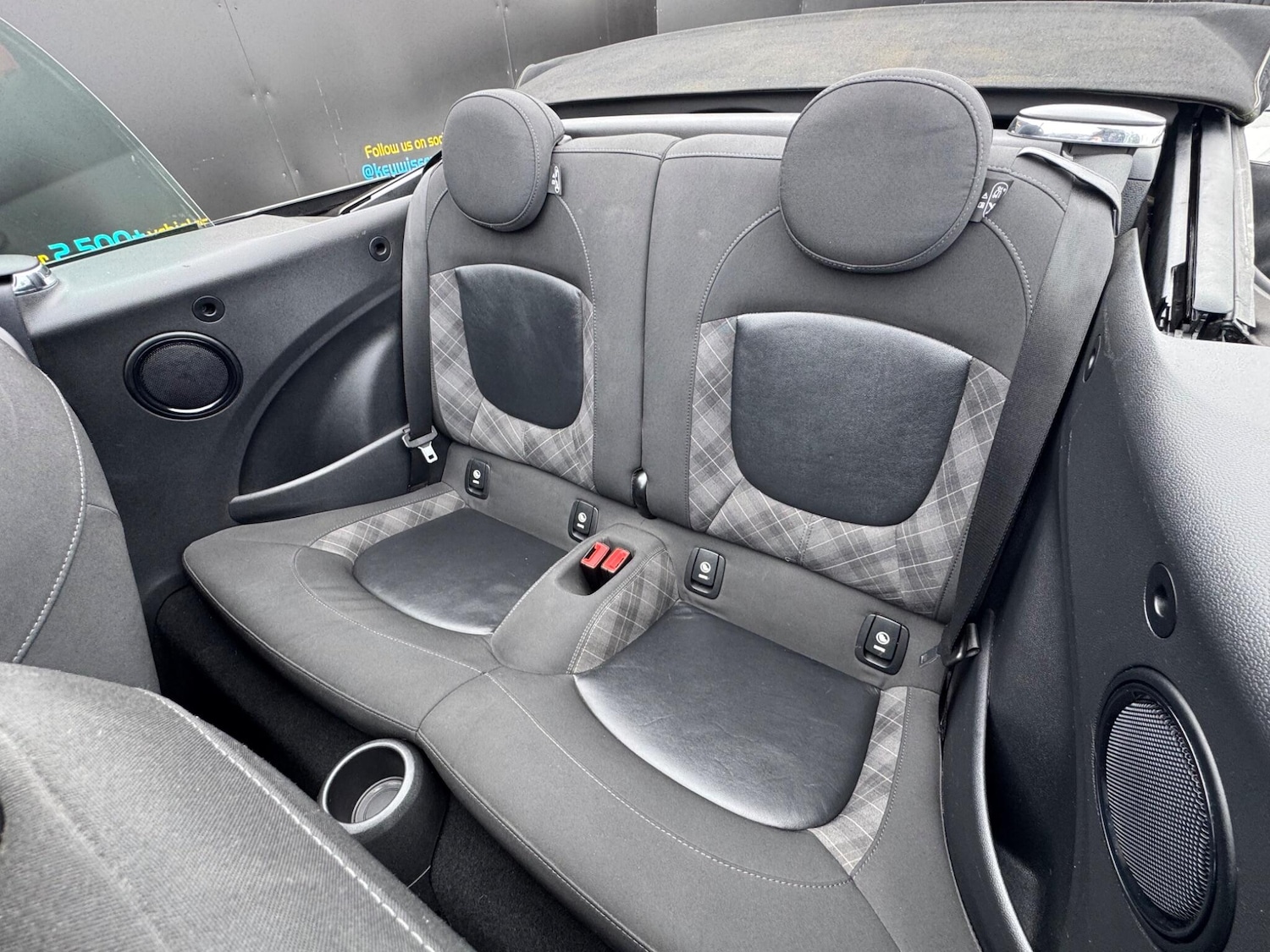 Used MINI Convertible 2018 for sale - 77924944: Photo 20