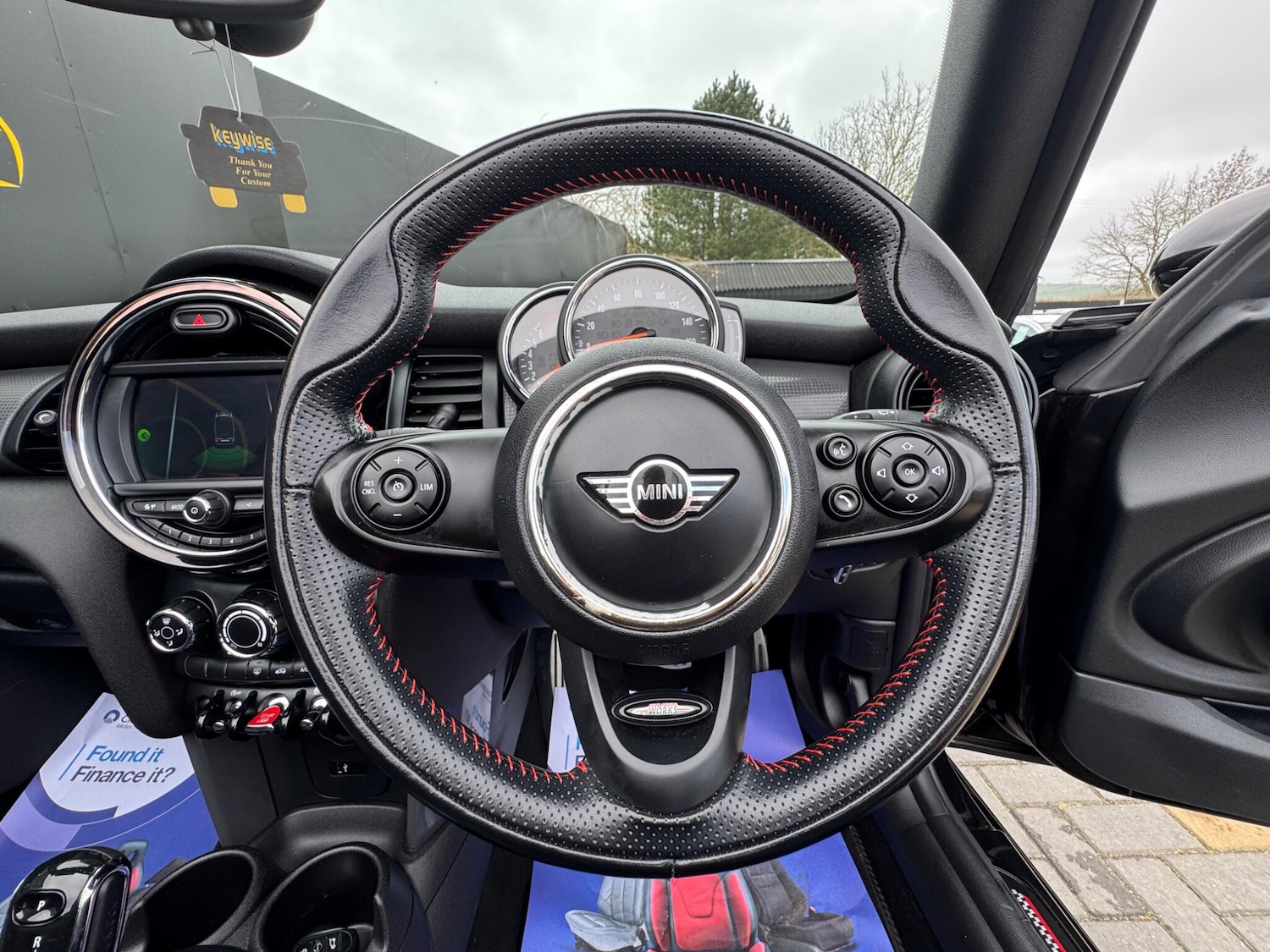 Used MINI Convertible 2018 for sale - 77924944: Photo 22