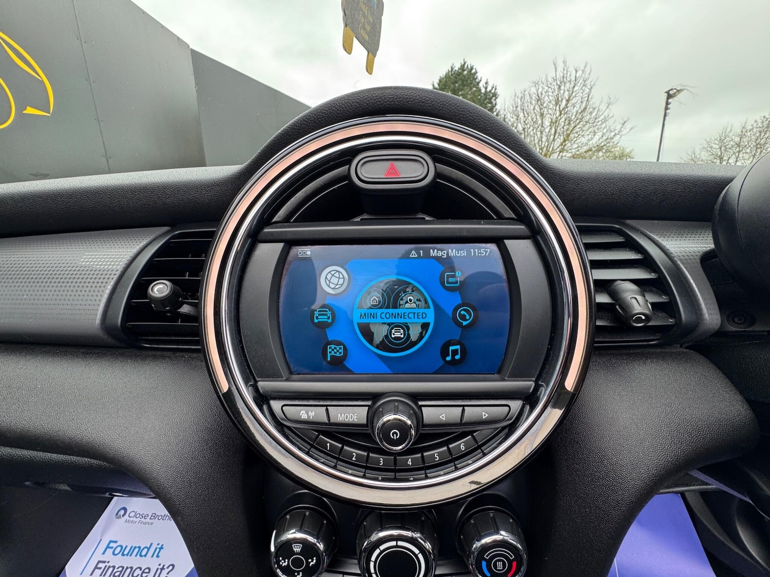 Used MINI Convertible 2018 for sale - 77924944: Photo 23