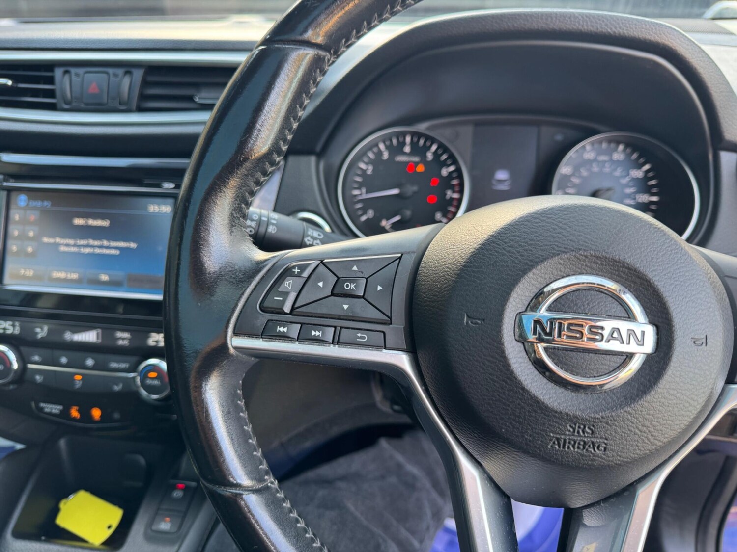 Used Nissan Qashqai for sale - 77722707: Photo 23