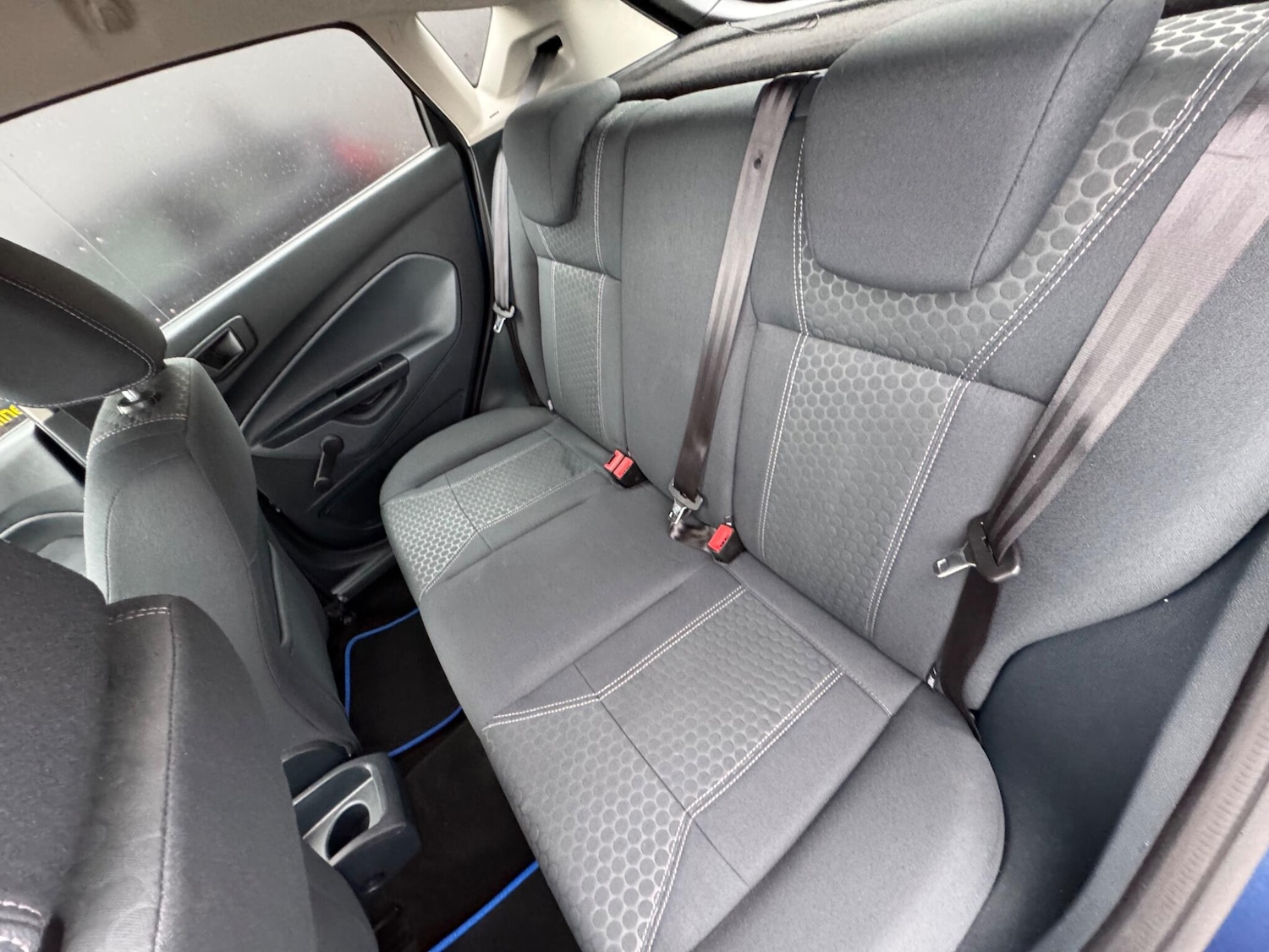 Used Ford Fiesta 2010 for sale - 77344899: Photo 25