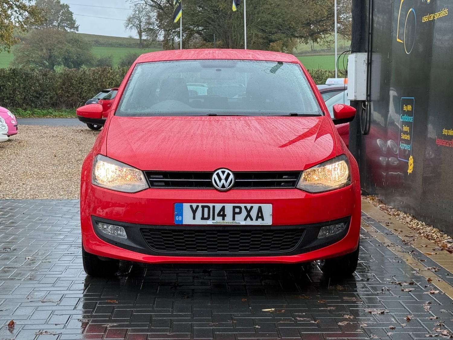 Used Volkswagen Polo 2014 for sale - 76584335: Photo 10