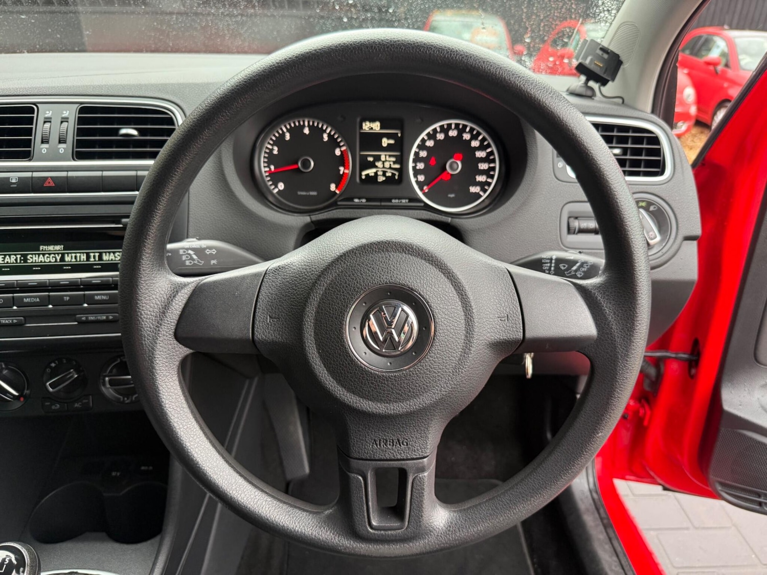 Used Volkswagen Polo 2014 for sale - 76584335: Photo 27