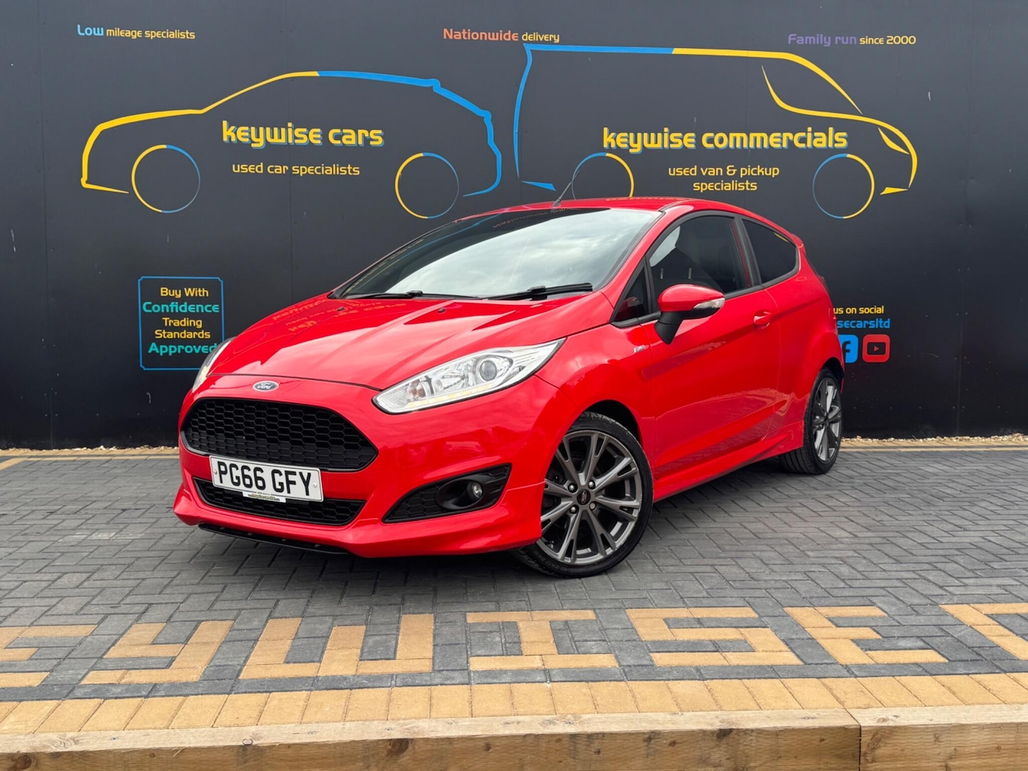 Used Ford Fiesta 2017 for sale - 76689189: Photo 1