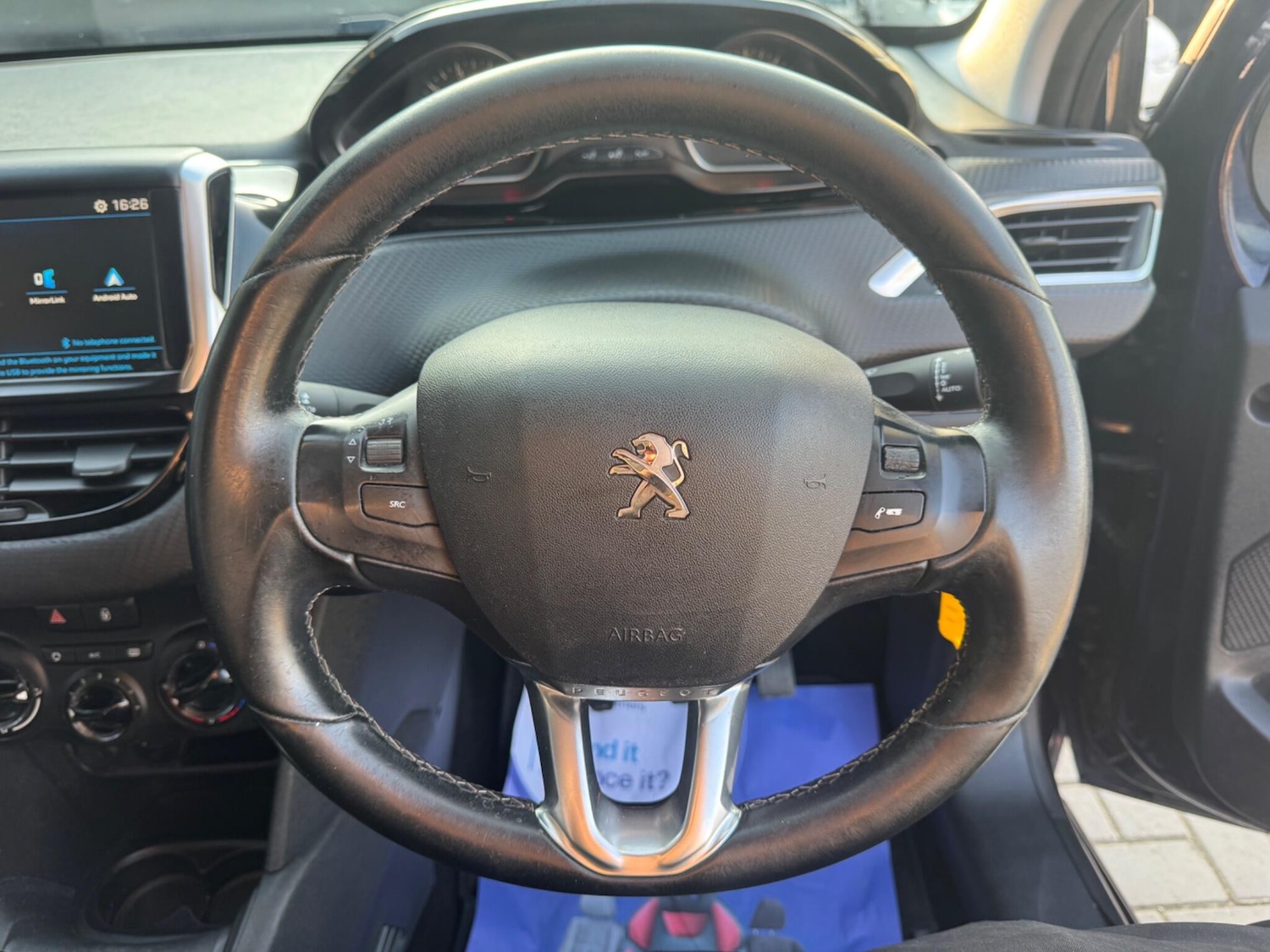 Used Peugeot 208 2017 for sale - 77970407: Photo 28