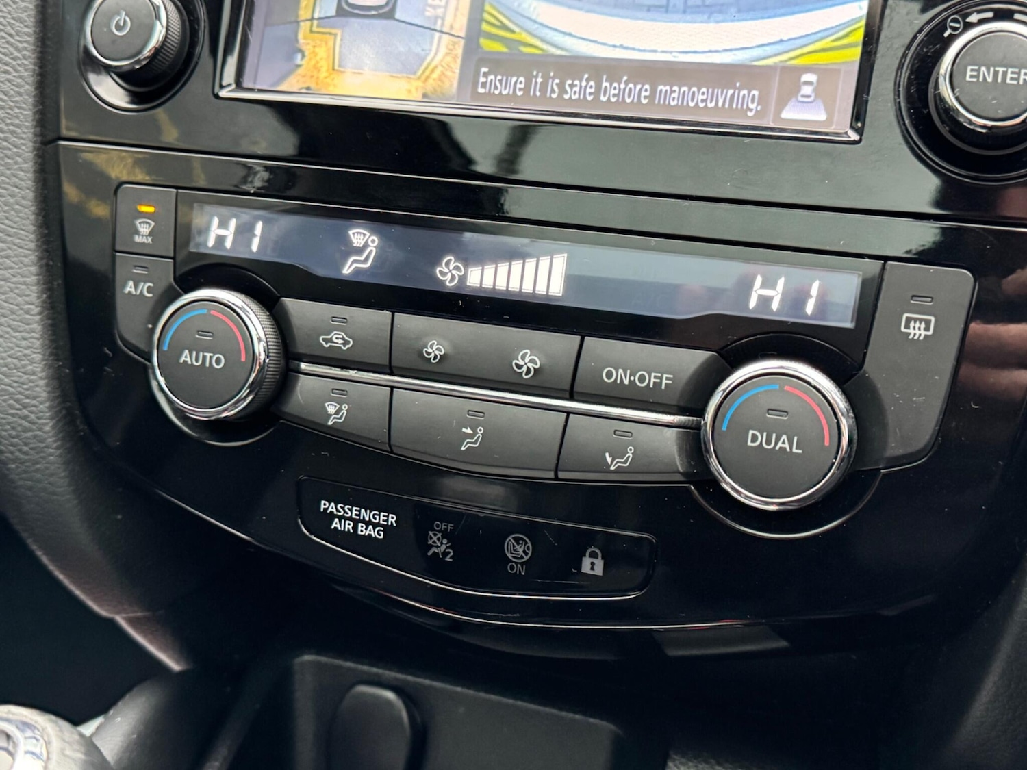 Used Nissan Qashqai 2017 for sale - 77377493: Photo 30