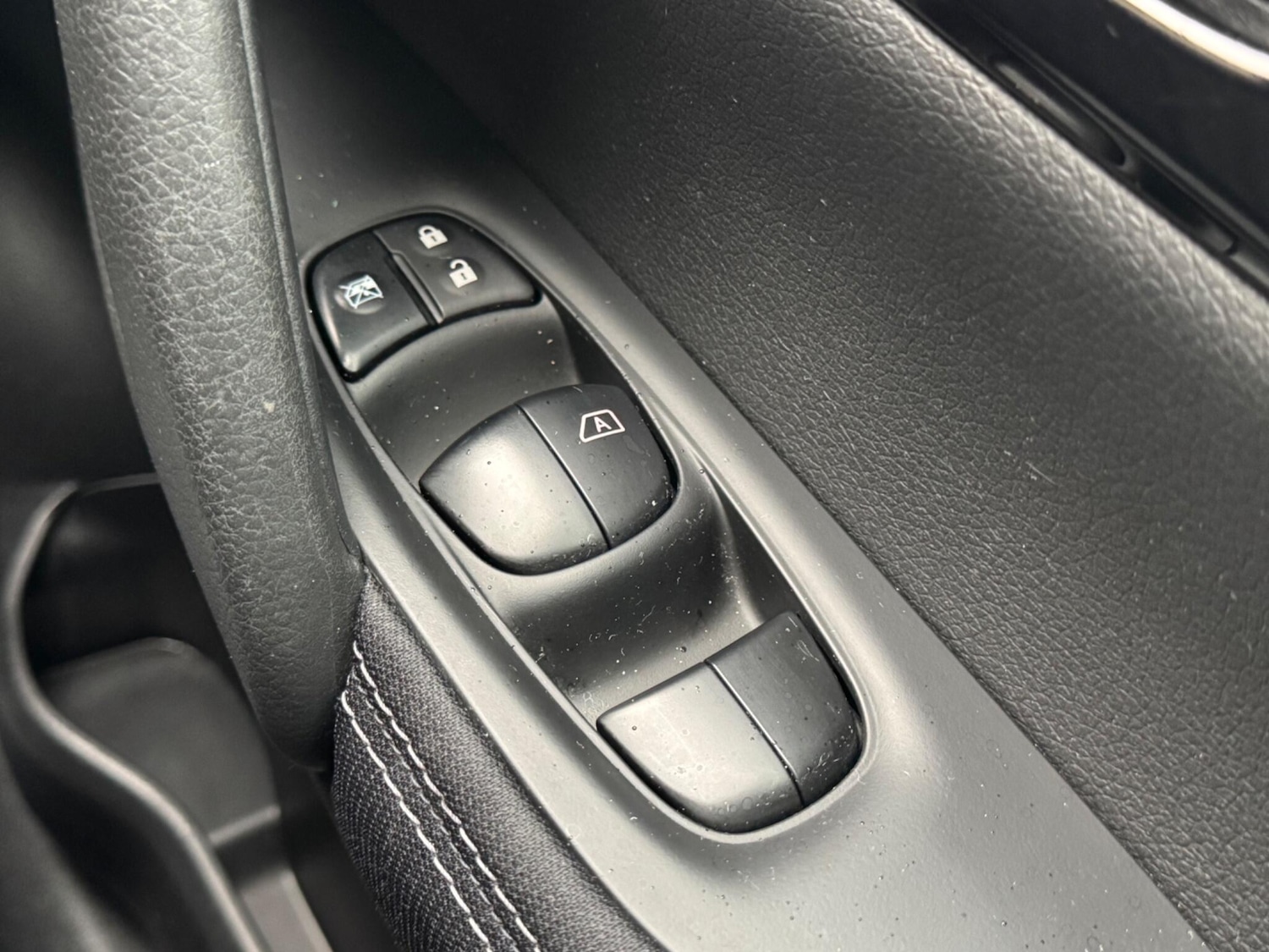 Used Nissan Qashqai 2017 for sale - 77377493: Photo 33