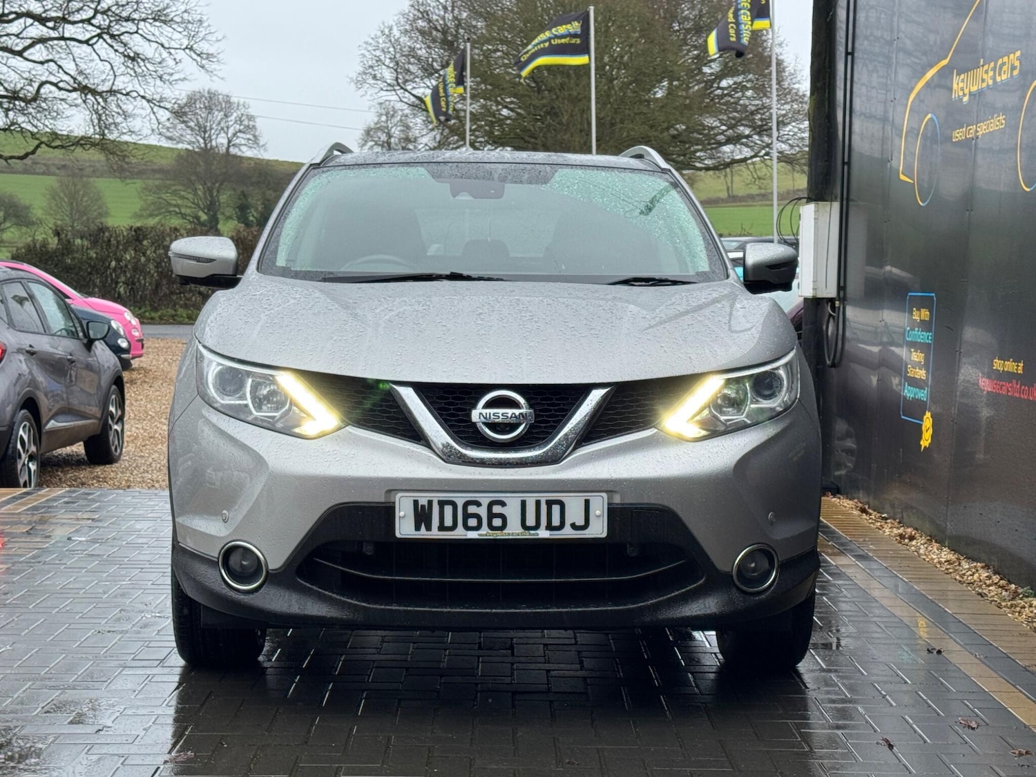 Used Nissan Qashqai 2017 for sale - 77377493: Photo 8