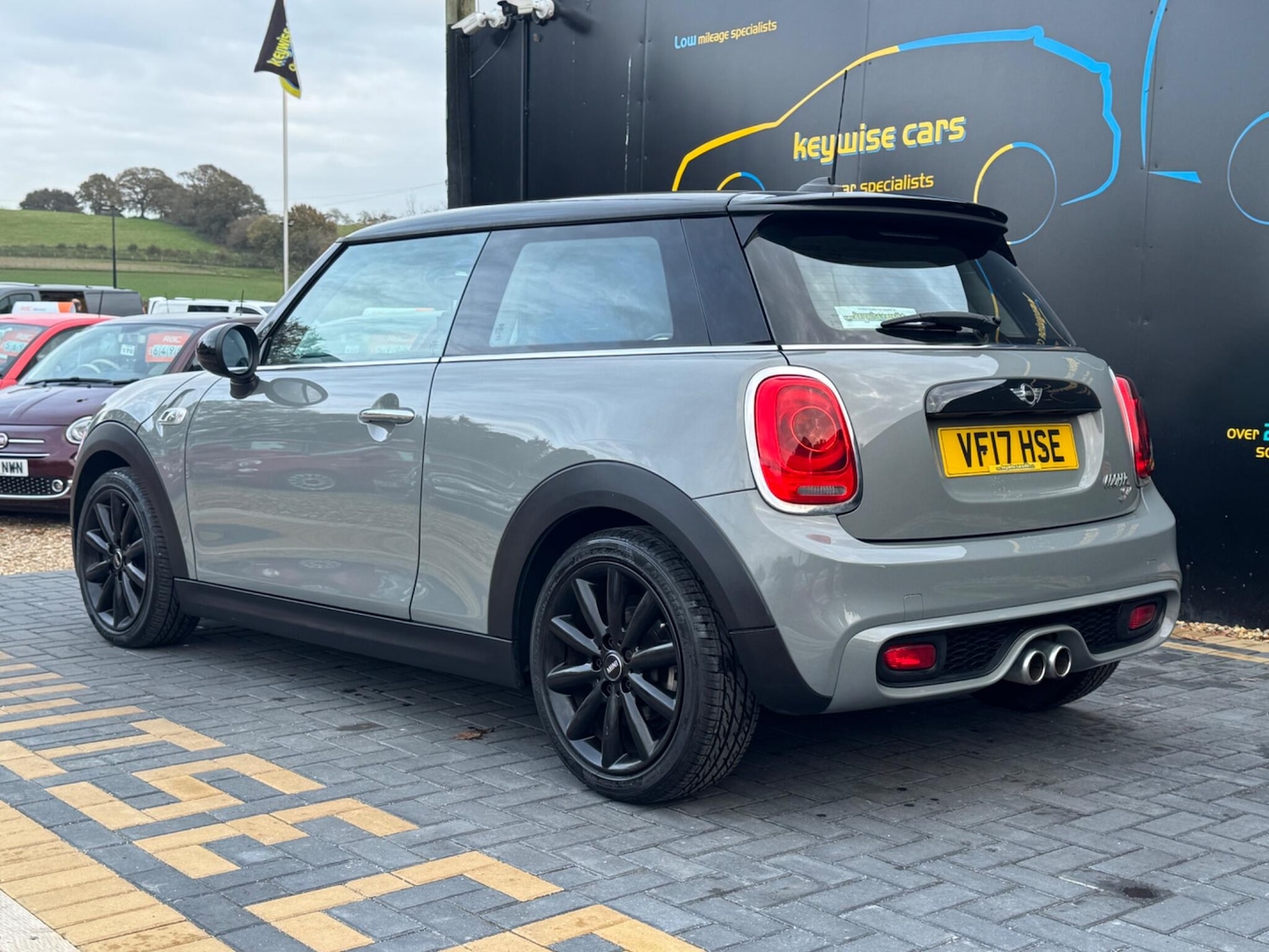 Used MINI Hatch 2017 for sale - 76484658: Photo 3