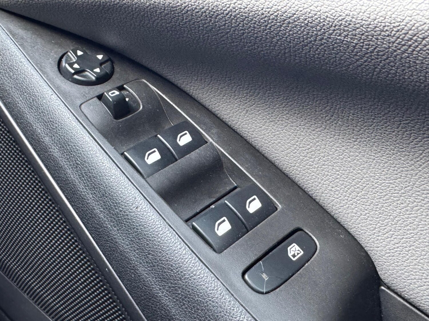 Used Vauxhall Crossland X 2020 for sale - 77658700: Photo 38