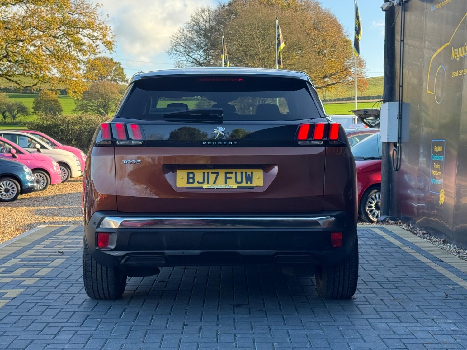 Used Peugeot 3008 2017 for sale - 76607652: Photo 4