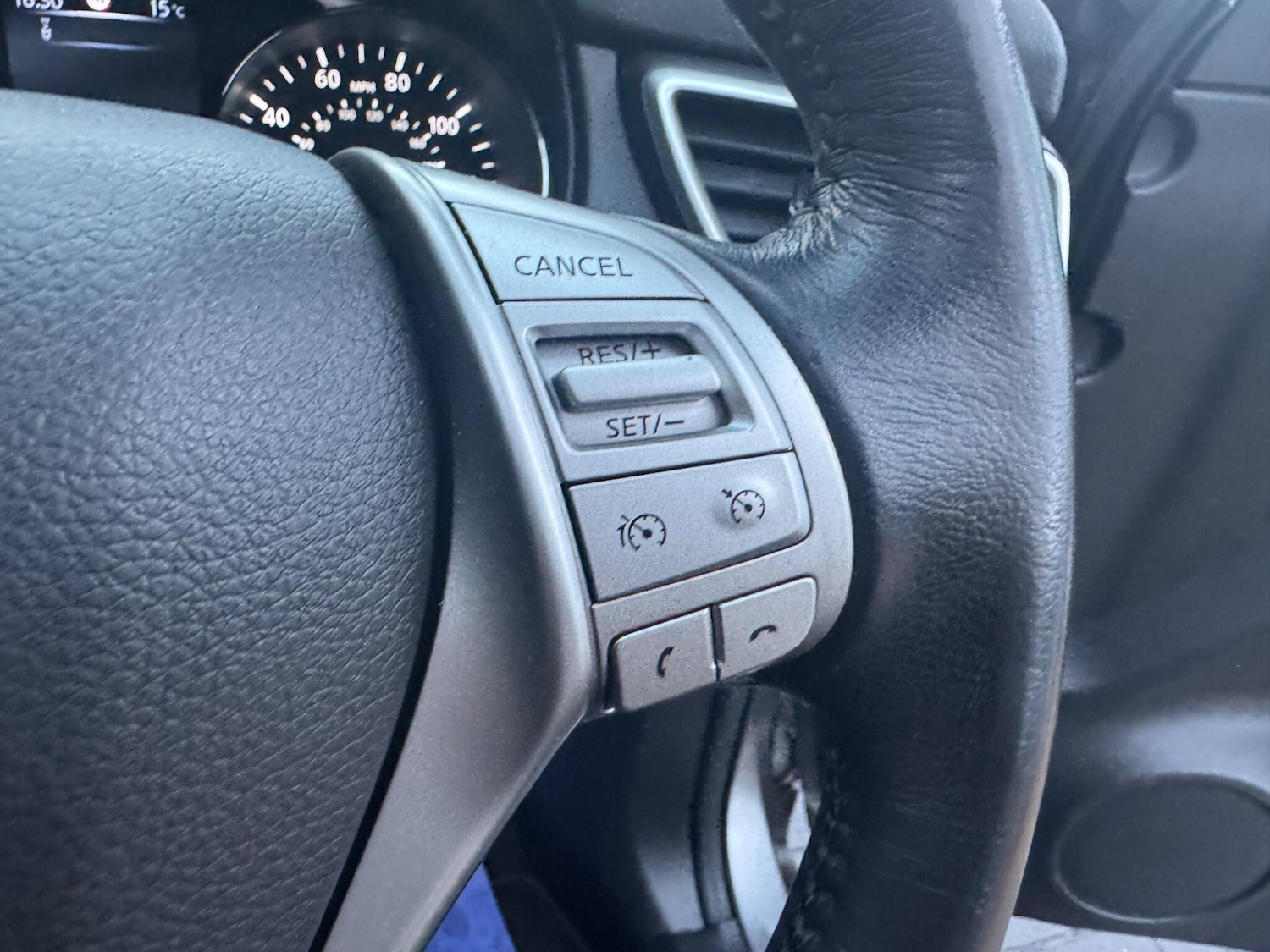 Used Nissan X-Trail for sale - 76992971: Photo 30