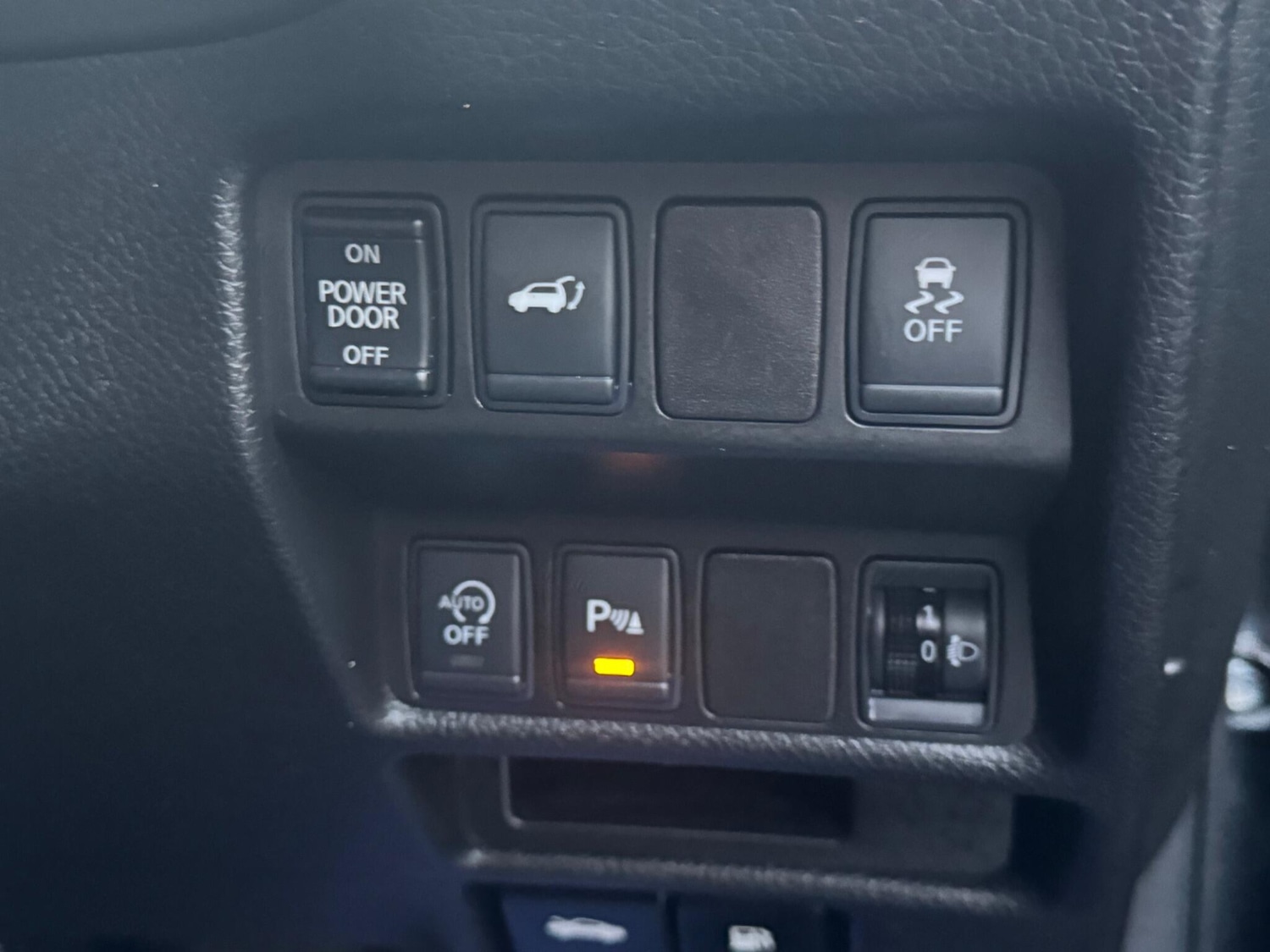 Used Nissan X-Trail for sale - 76992971: Photo 39